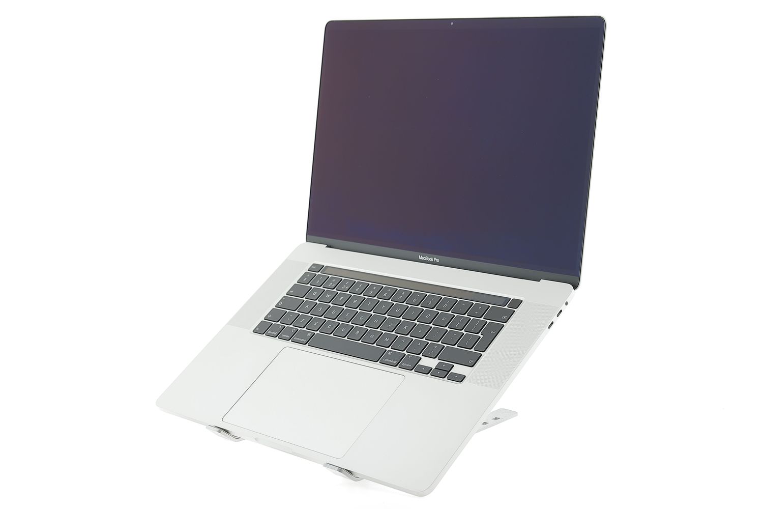 Apple MacBook Pro 16″ Touch Bar 2019, i7 2.6 GHz, 16 GB, AMD Radeon Pro 5300M 512 GB Silver - Ca nou