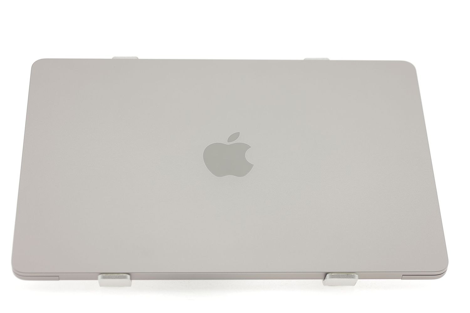 Apple MacBook Air 13″ 2022, M2 8 Cores, 8 GB, 8 core GPU 256 GB Space Gray