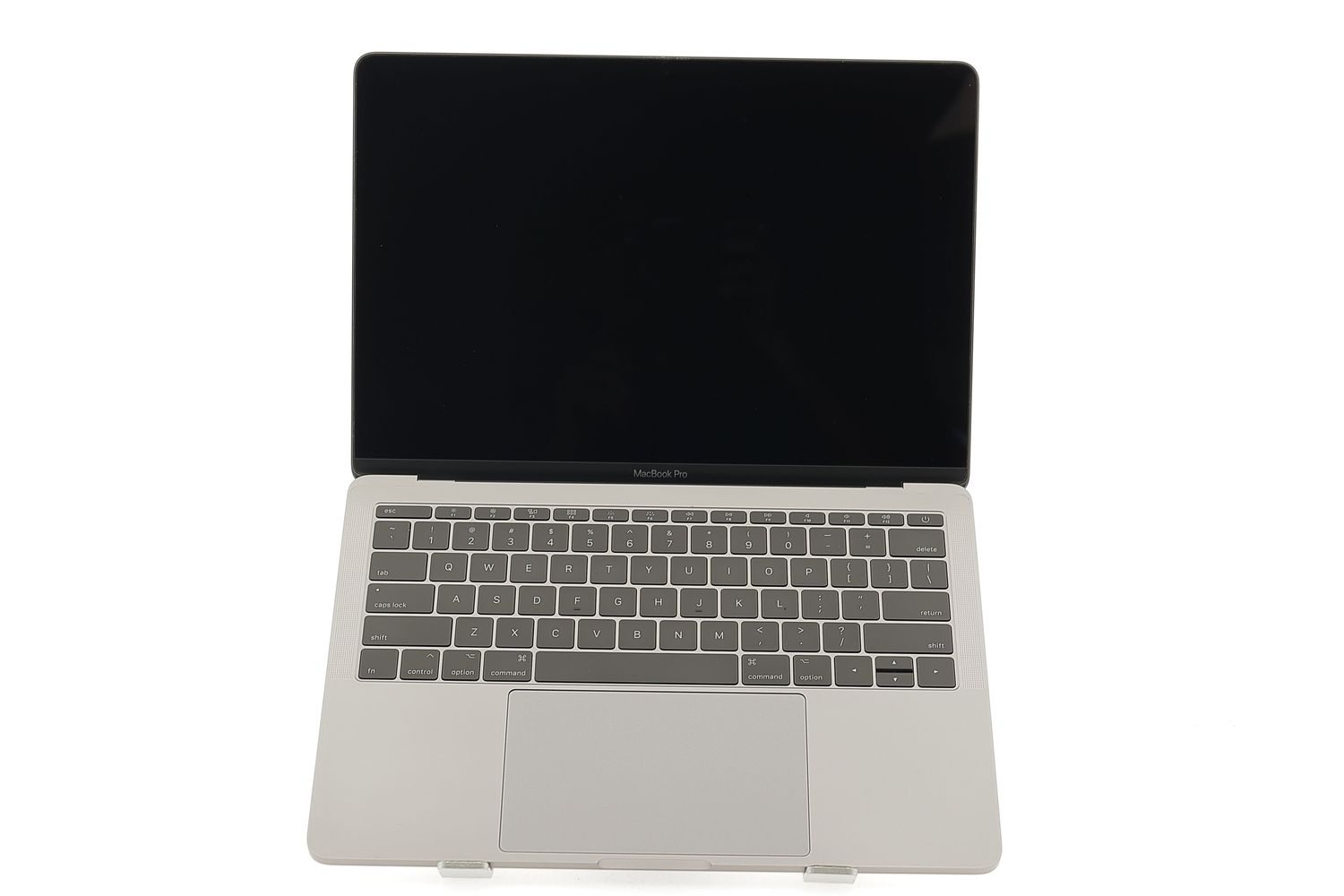 Apple MacBook Pro 13″ 2017, i5 2.3 GHz, 8 GB, Intel Iris Plus Graphics 640 128 GB Space Gray - Отлично