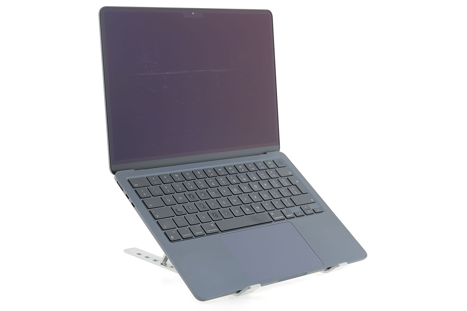 Apple MacBook Air 13″ 2022, M2 8 Cores, 8 GB, 10 core GPU 512 GB Midnight - Jó