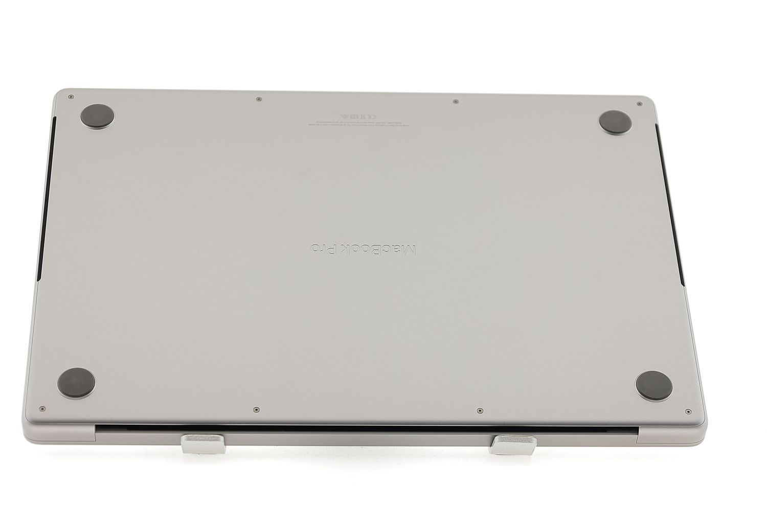 Apple MacBook Pro 16″ 2021, M1 Pro 10 Cores, 16 GB, 16 core GPU 512 GB Space Gray - Като нов