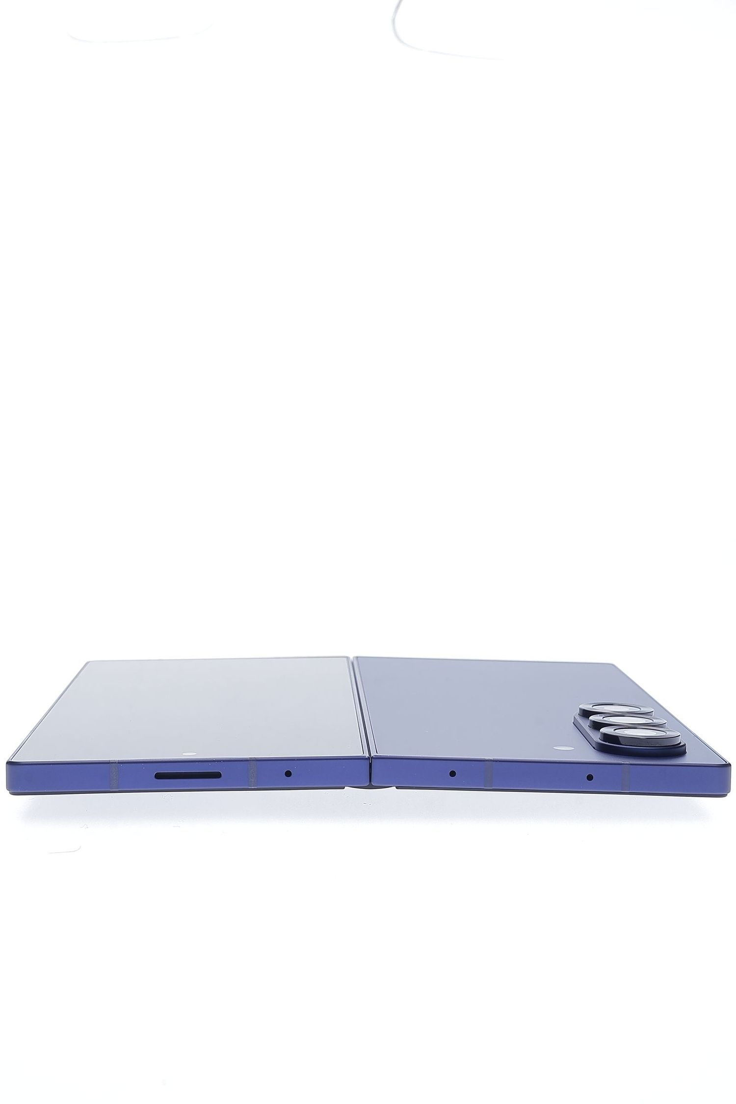 Samsung Galaxy Z Fold6 512 GB Navy - Много добро