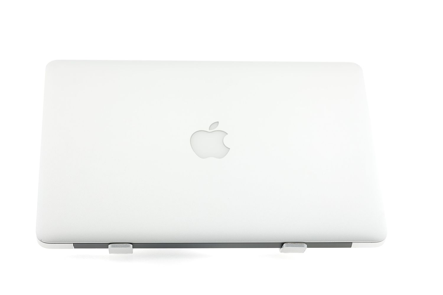 Apple MacBook Air 13″ 2017, i5 1.8 GHz, 8 GB, HD Graphics 6000