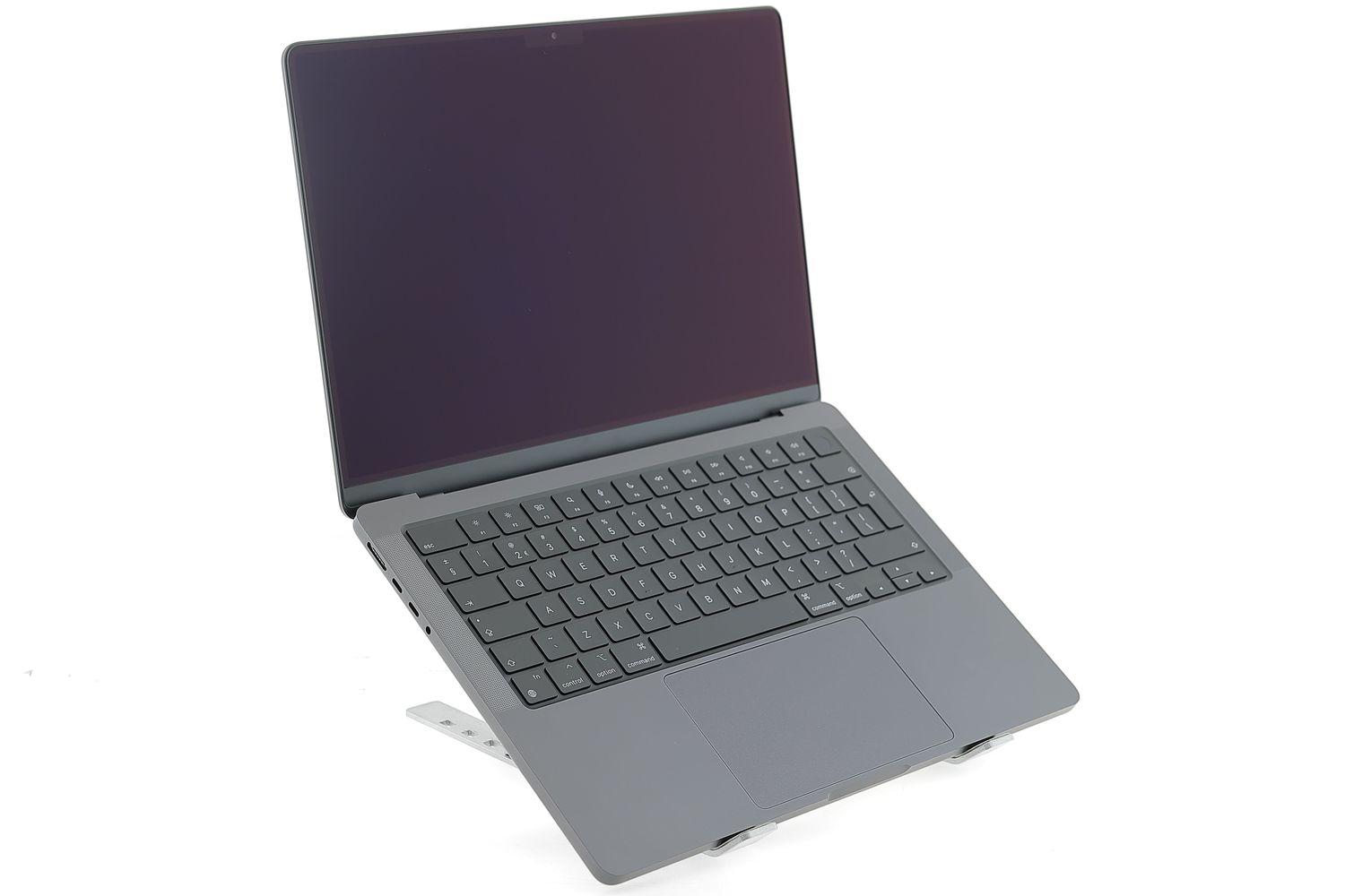 Apple MacBook Pro 14″ 2023, M3 Pro 11 Cores, 18 GB, 14 core GPU 512 GB Space Black - Ca nou