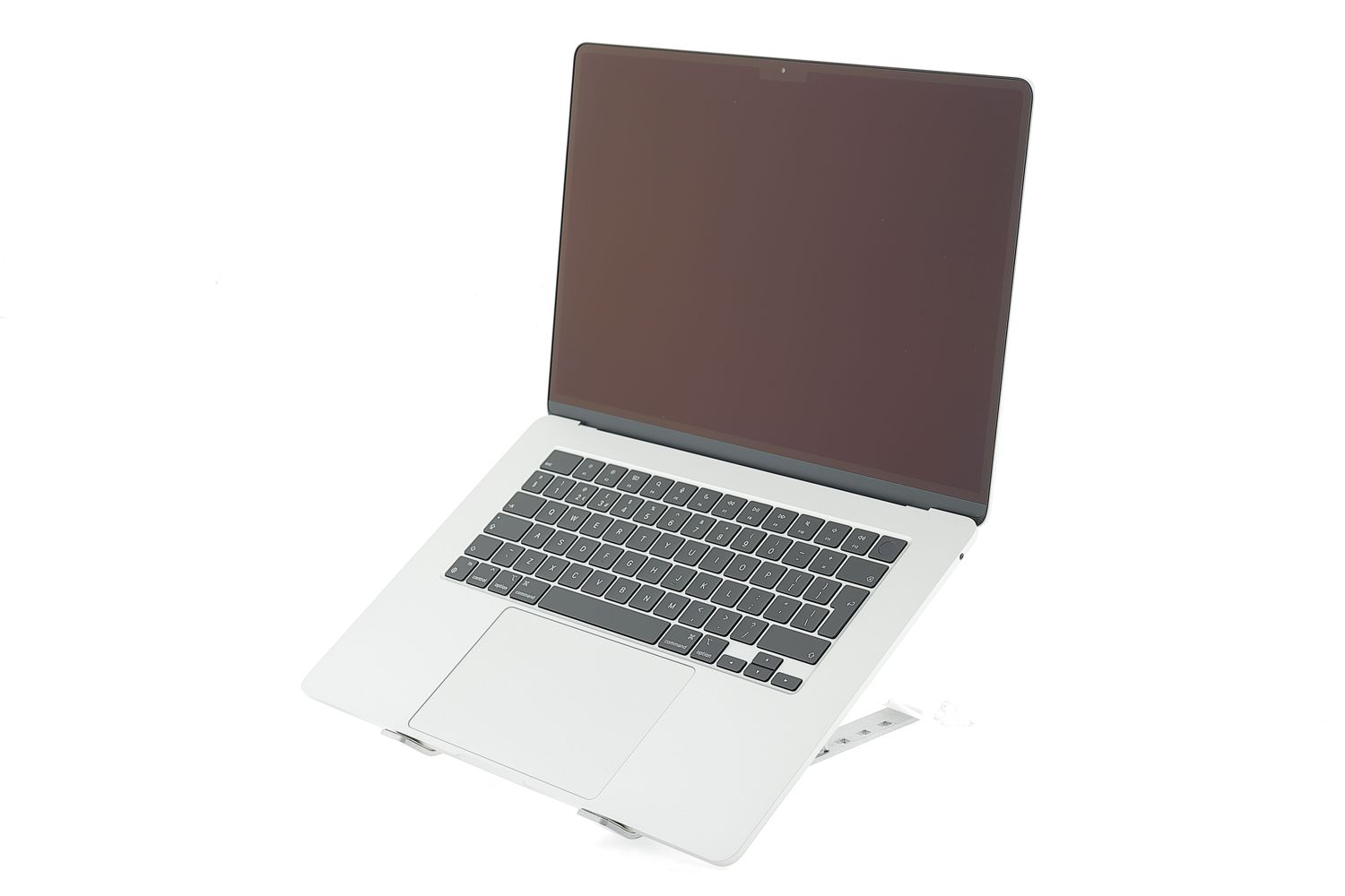 Apple MacBook Air 15″ 2025, M4 10 Cores, 16 GB, 10 core GPU 256 GB Silver - Ca nou