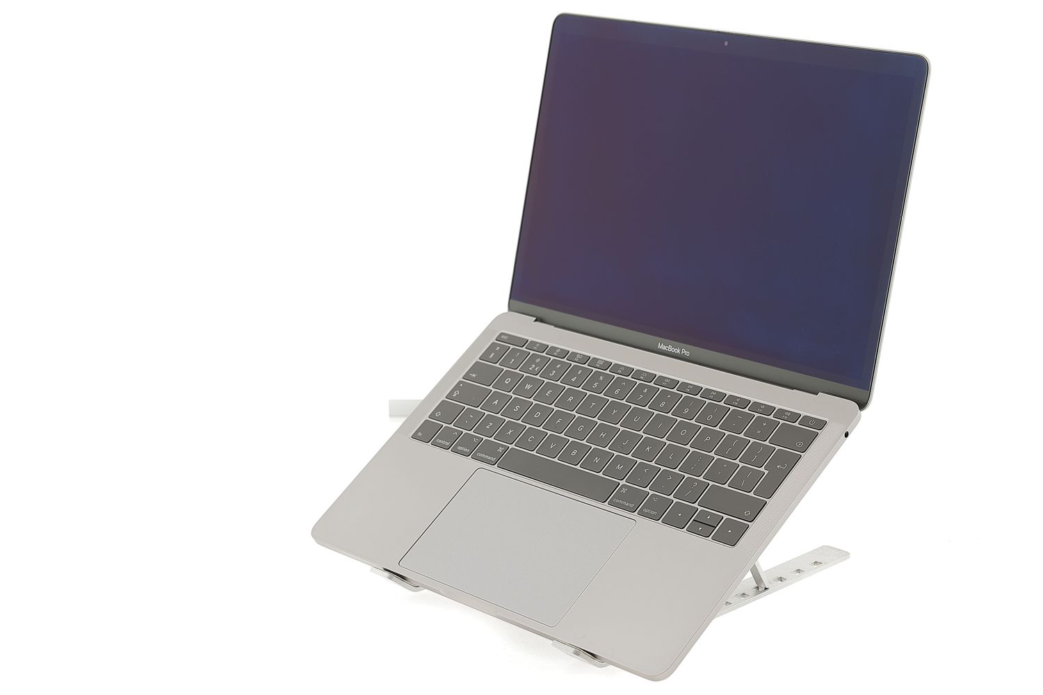 Apple MacBook Pro 13″ 2017, i5 2.3 GHz, 8 GB, Intel Iris Plus Graphics 640 256 GB Space Gray - Kiváló