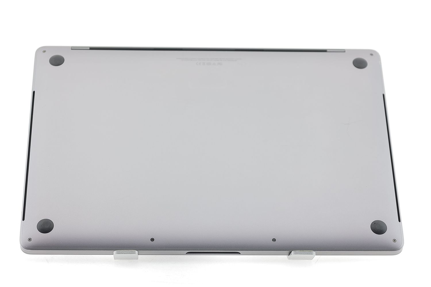 Apple MacBook Pro 15″ Touch Bar 2018, i9 2.9 GHz, 32 GB, AMD Radeon Pro 560X 1 TB Space Gray - Foarte bun