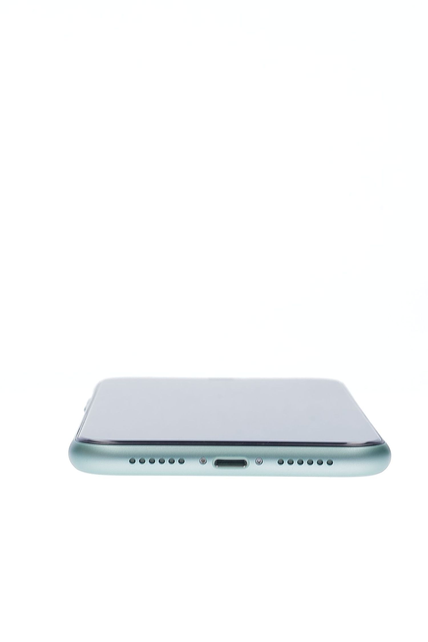 Apple iPhone 11 64 GB Green - Като нов