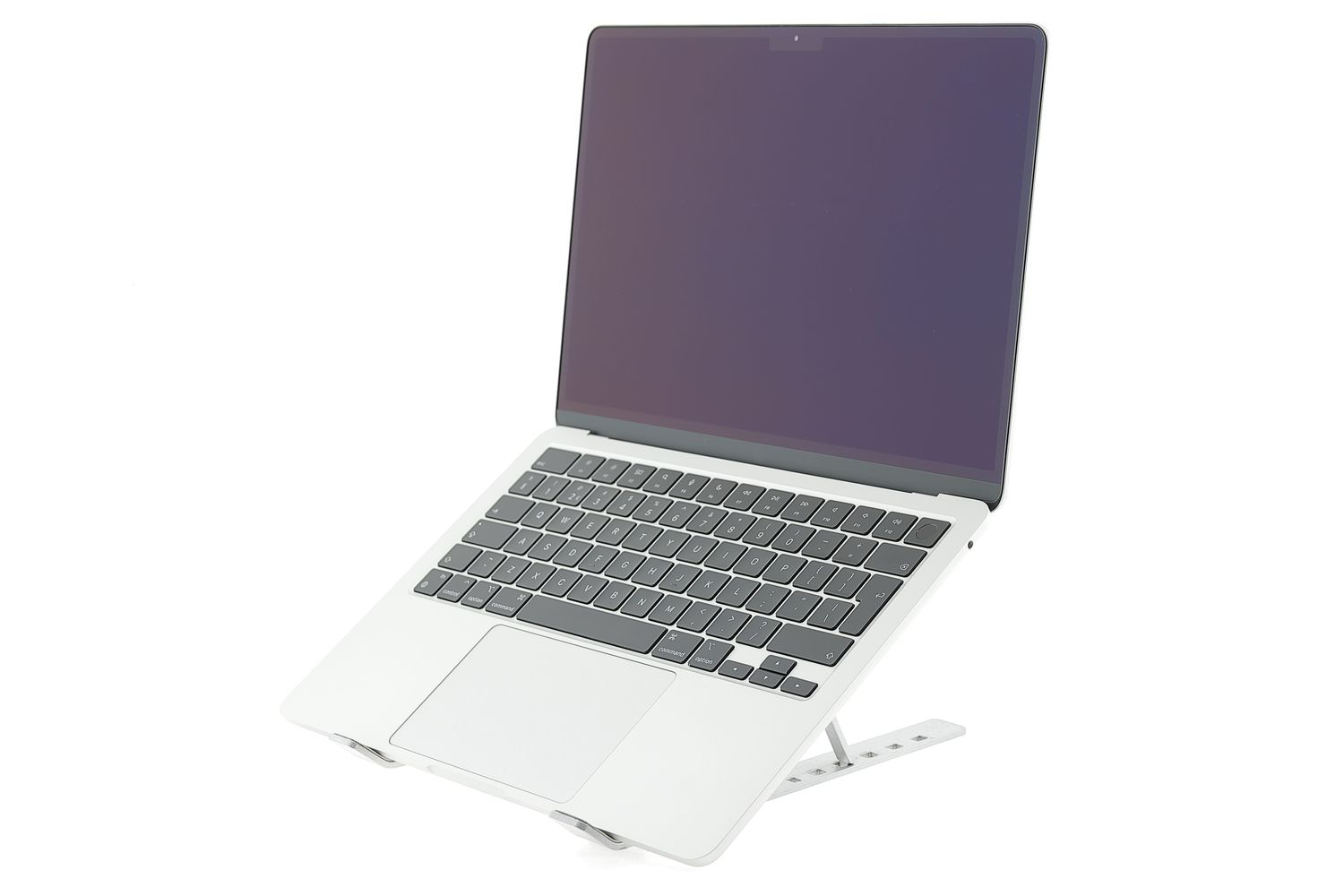 Apple MacBook Air 13″ 2024, M3 8 Cores, 8 GB, 8 core GPU 256 GB Silver - Excelent