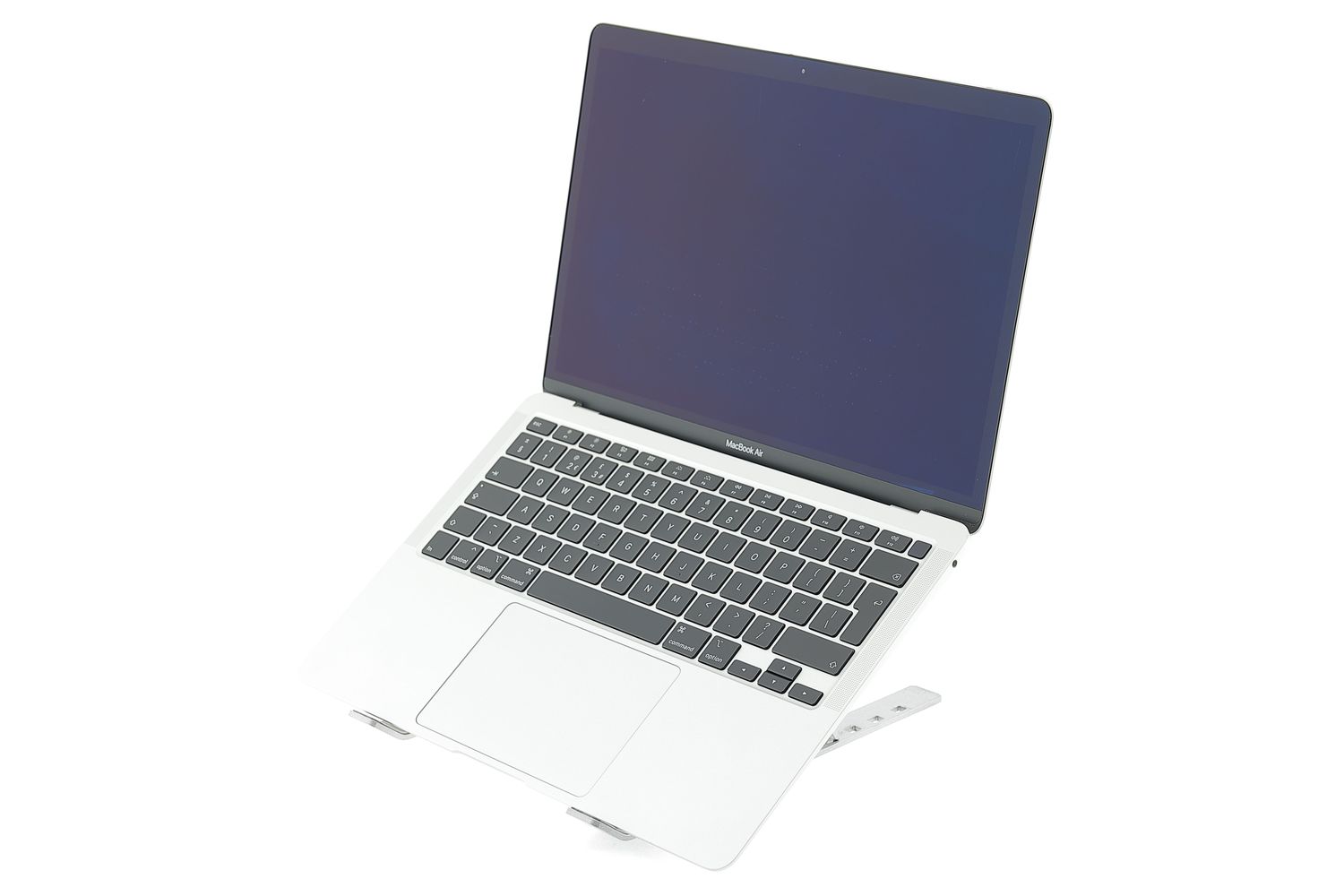 Apple MacBook Air 13″ 2020, i5 1.1 GHz, 8 GB, Intel Iris Plus 512 GB Silver - Excelent