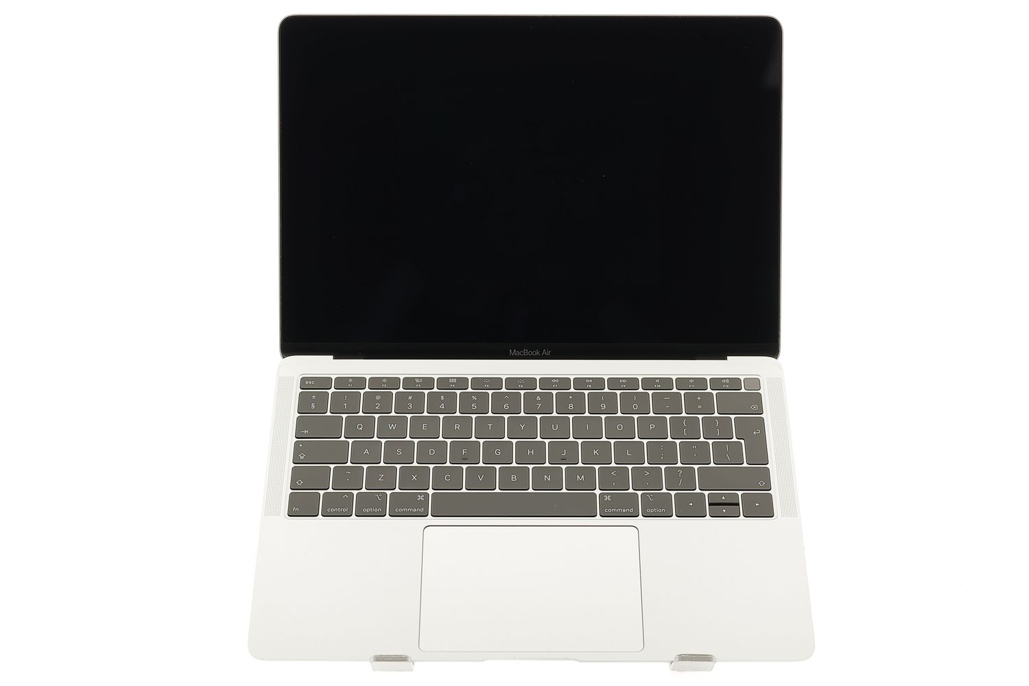Apple MacBook Air 13″ 2018, i5 1.6 GHz, 8 GB, Intel UHD Graphics 617 128 GB Silver - Nagyon jó