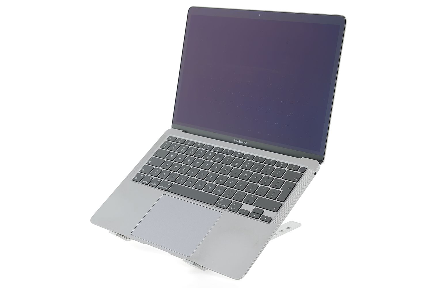 Apple MacBook Air 13″ 2020, M1 8 Cores, 8 GB, 8 core GPU 512 GB Space Gray - Foarte bun