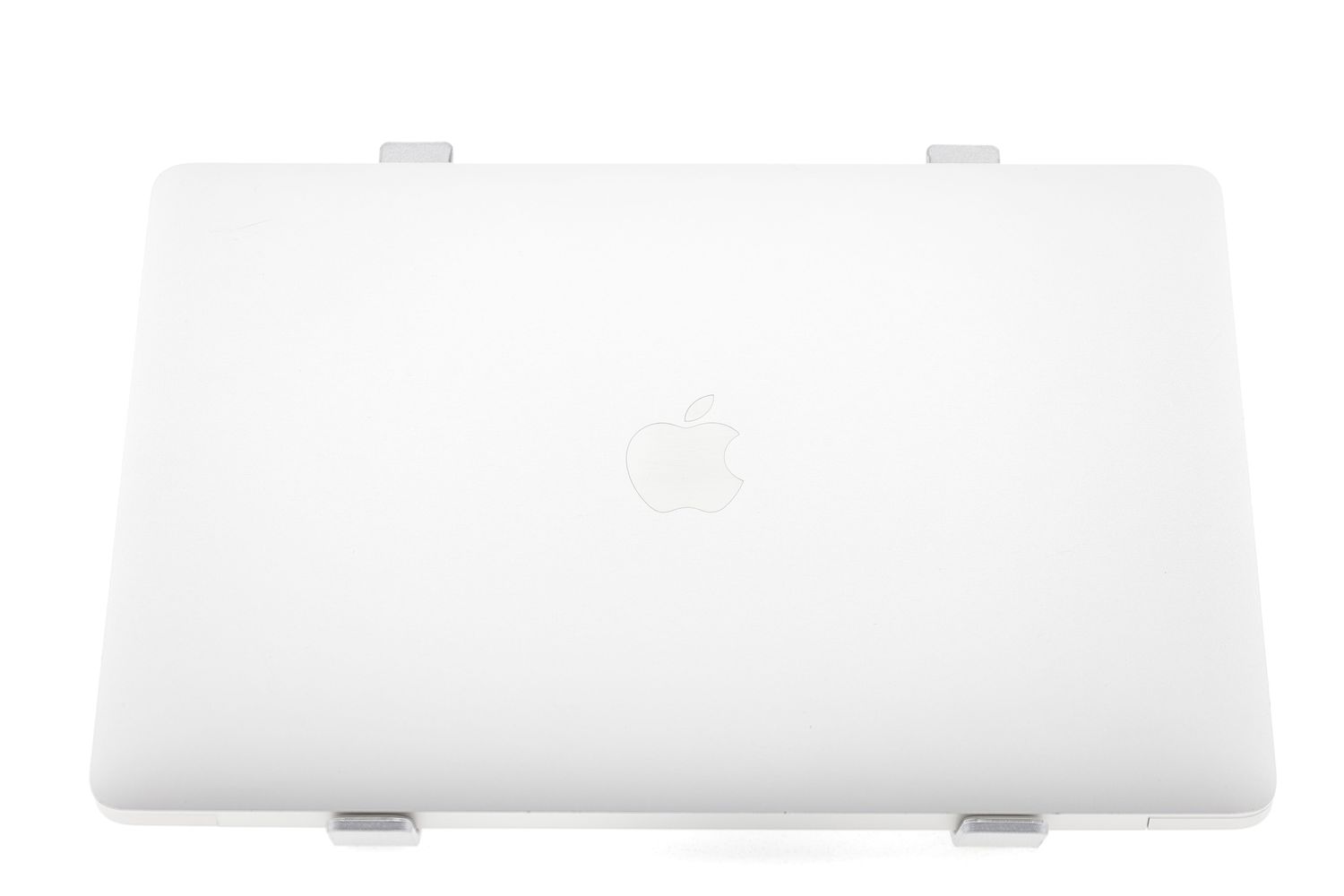 Apple MacBook Air 13″ 2020, M1 8 Cores, 8 GB, 8 core GPU 512 GB Silver - Много добро