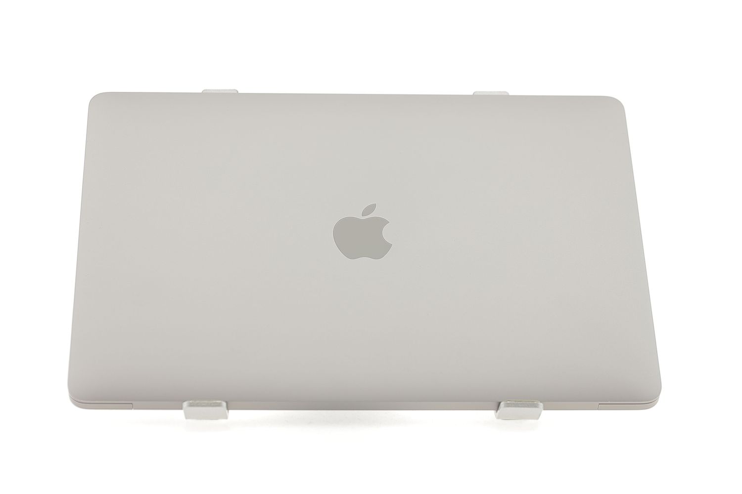 Apple MacBook Pro 13″ 2020, M1 8 Cores, 16 GB, 8 core GPU 512 GB Space Gray - Ca nou