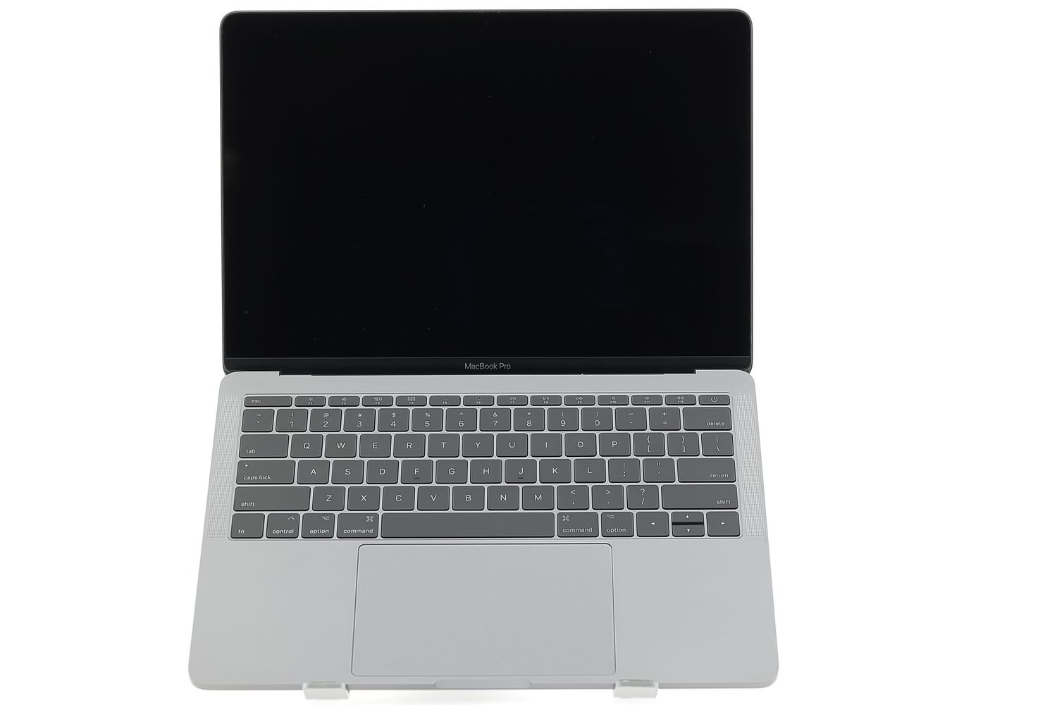 Apple MacBook Pro 13″ 2017, i5 2.3 GHz, 8 GB, Intel Iris Plus Graphics 640 256 GB Space Gray - Като нов