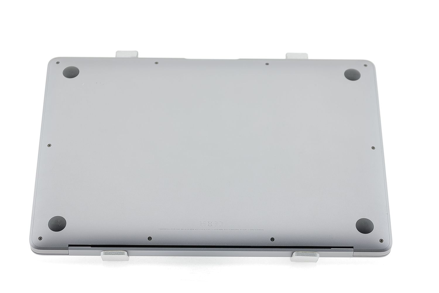 Apple MacBook Air 13″ 2020, i5 1.1 GHz, 8 GB, Intel Iris Plus 512 GB Space Gray - Kiváló