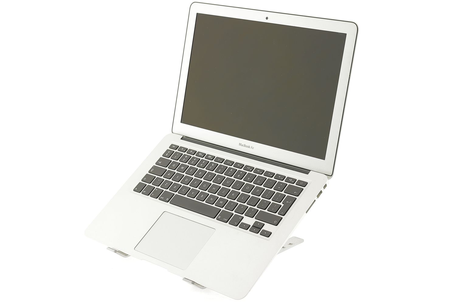 Apple MacBook Air 13″ 2017, i5 1.8 GHz, 8 GB, HD Graphics 6000 128 GB Silver - Excelent