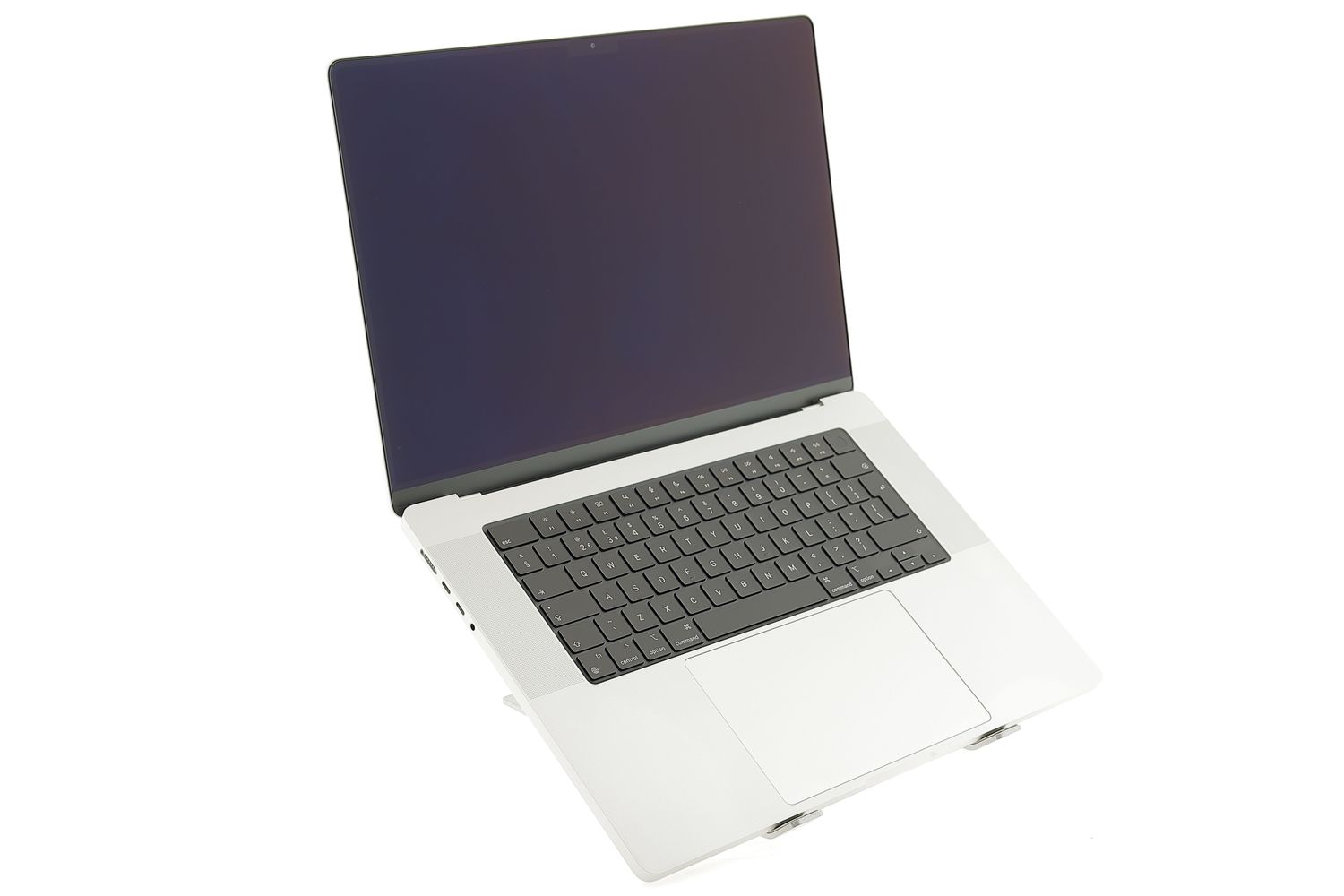 Apple MacBook Pro 16″ 2023, M2 Pro 12 Cores, 16 GB, 19 core GPU 512 GB Silver - Ca nou
