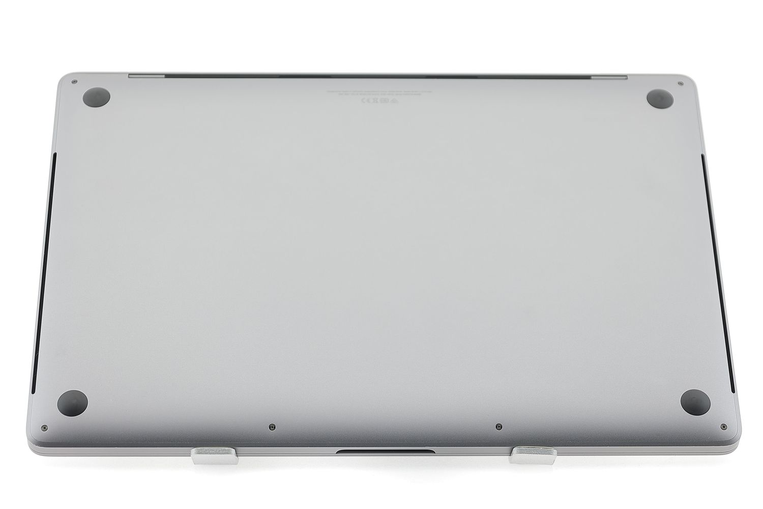 Apple MacBook Pro 16″ Touch Bar 2019, i9 2.4 GHz, 32 GB, AMD Radeon Pro 5500M 512 GB Space Gray - Excelent