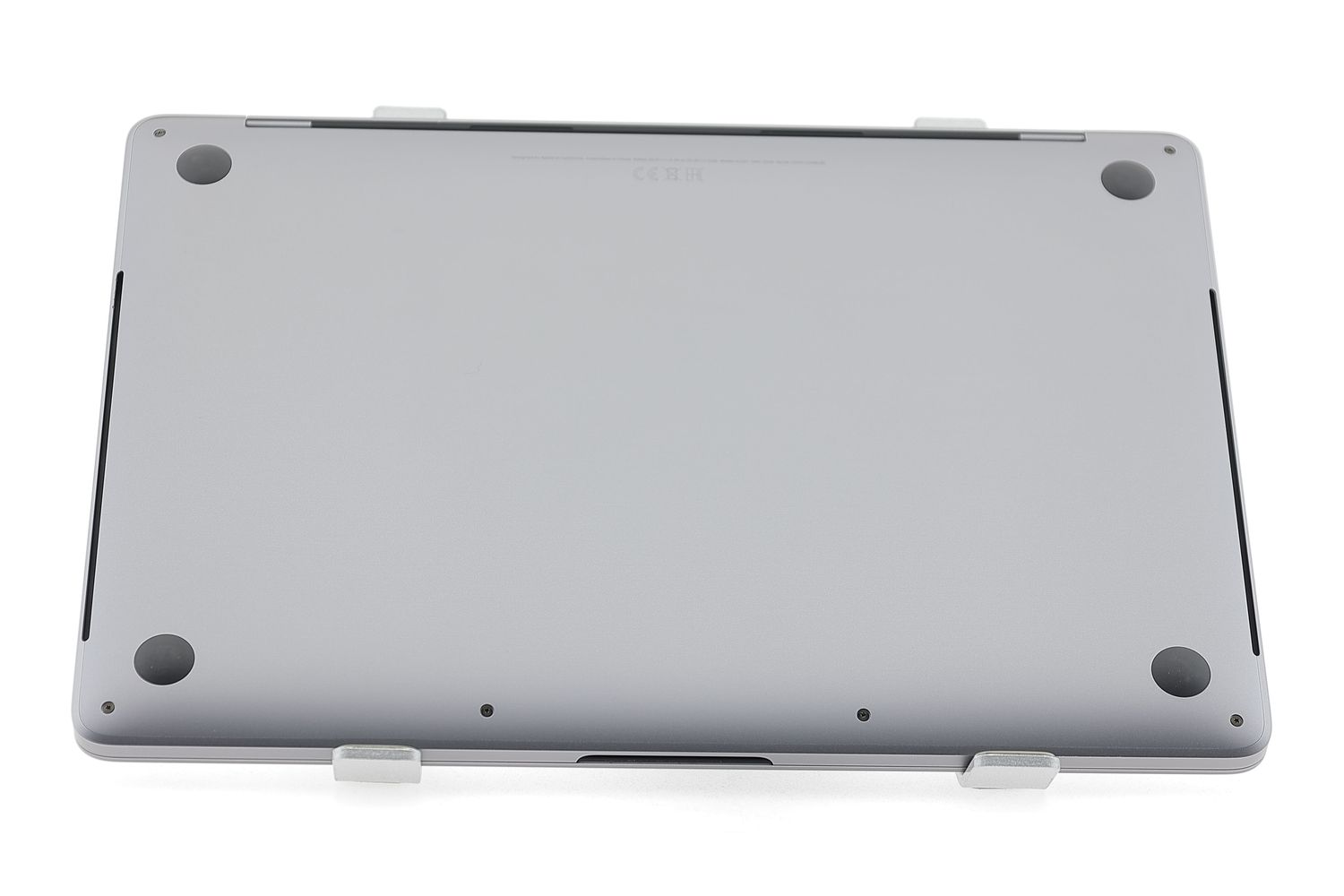 Apple MacBook Pro 13″ Touch Bar 2020, i5 2 GHz, 16 GB, Intel Iris Plus Graphics 512 GB Space Gray