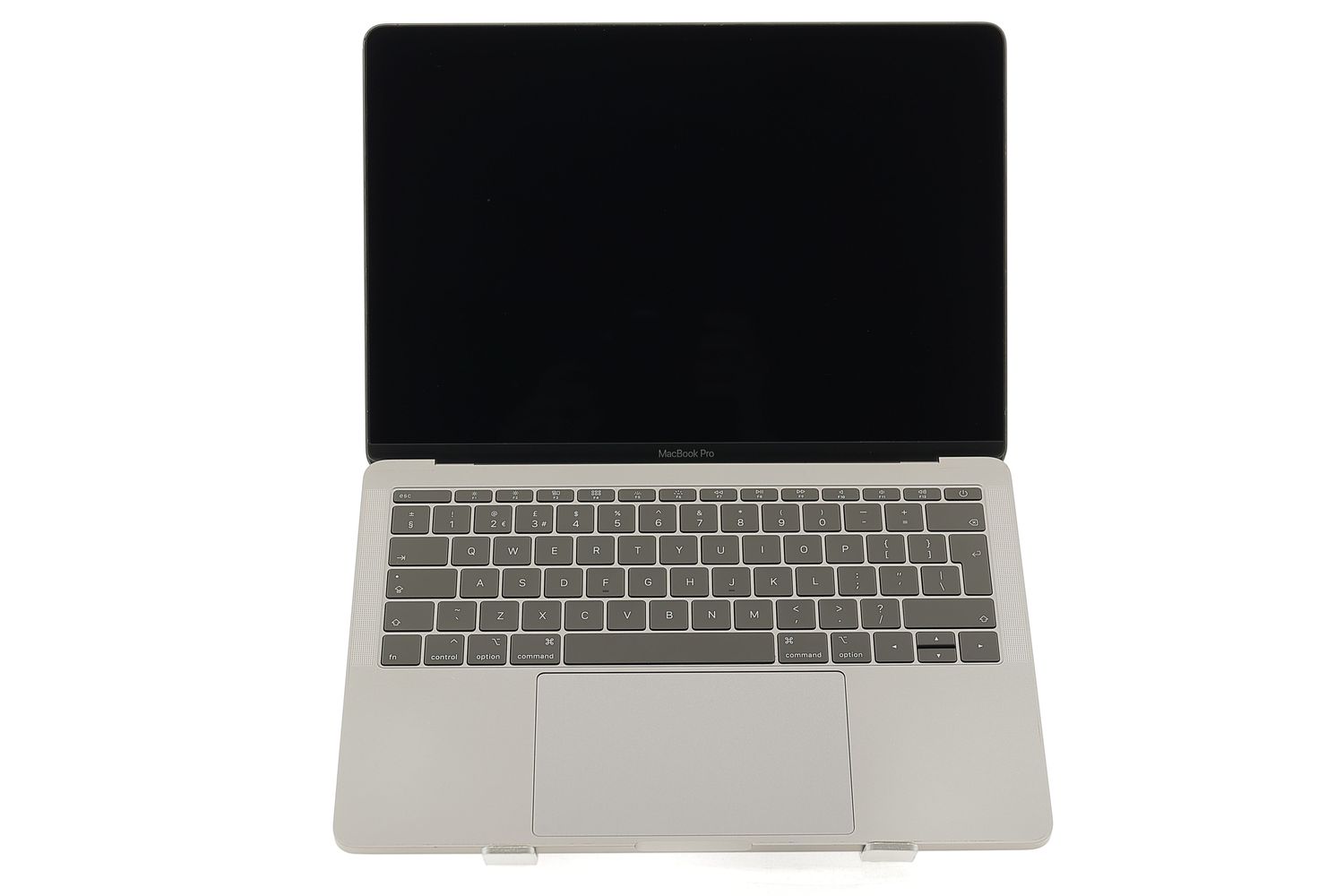 Apple MacBook Pro 13″ 2017, i5 2.3 GHz, 8 GB, Intel Iris Plus Graphics 640 256 GB Space Gray - Добро