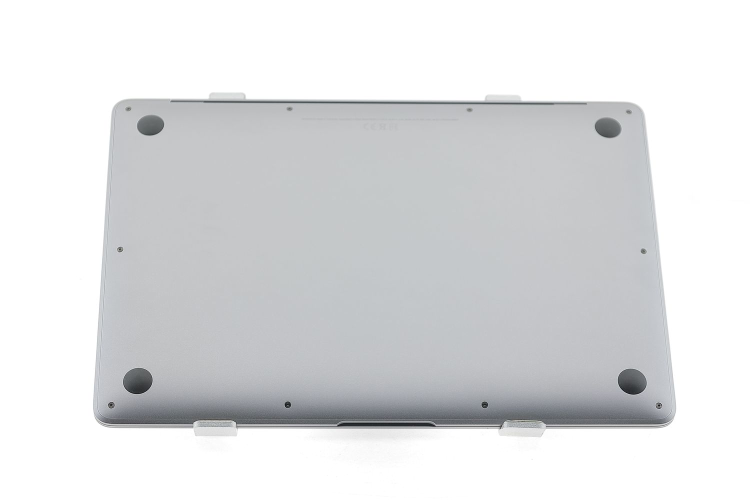 Apple MacBook Air 13″ 2020, i5 1.1 GHz, 8 GB, Intel Iris Plus 256 GB Space Gray - Като нов
