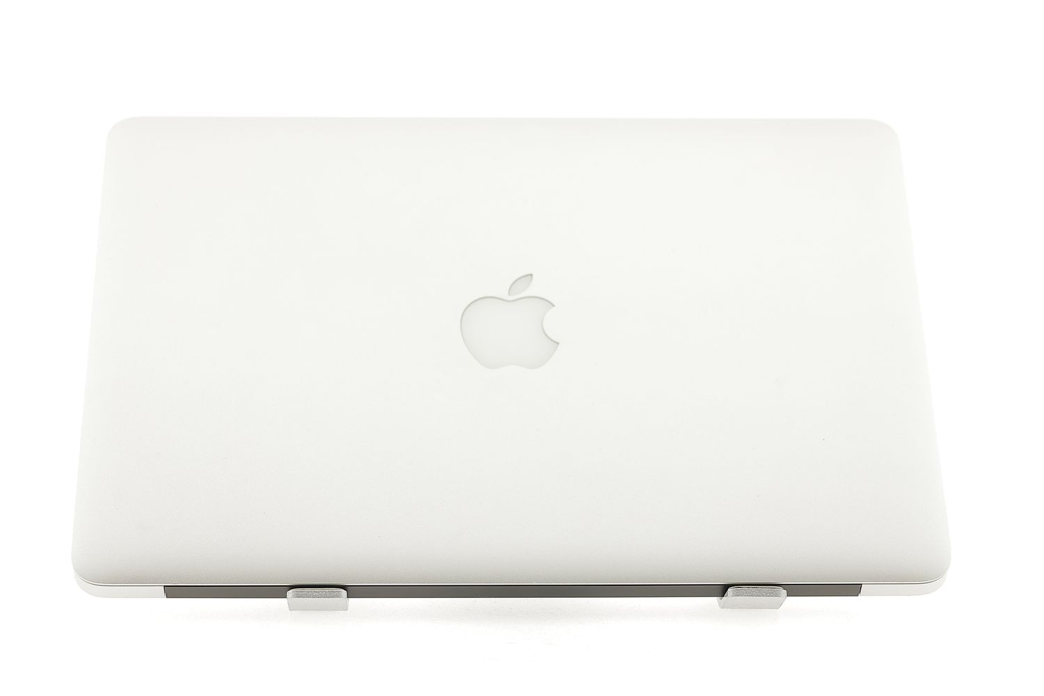 Apple MacBook Air 13″ 2017, i5 1.8 GHz, 8 GB, HD Graphics 6000 128 GB Silver - Excelent