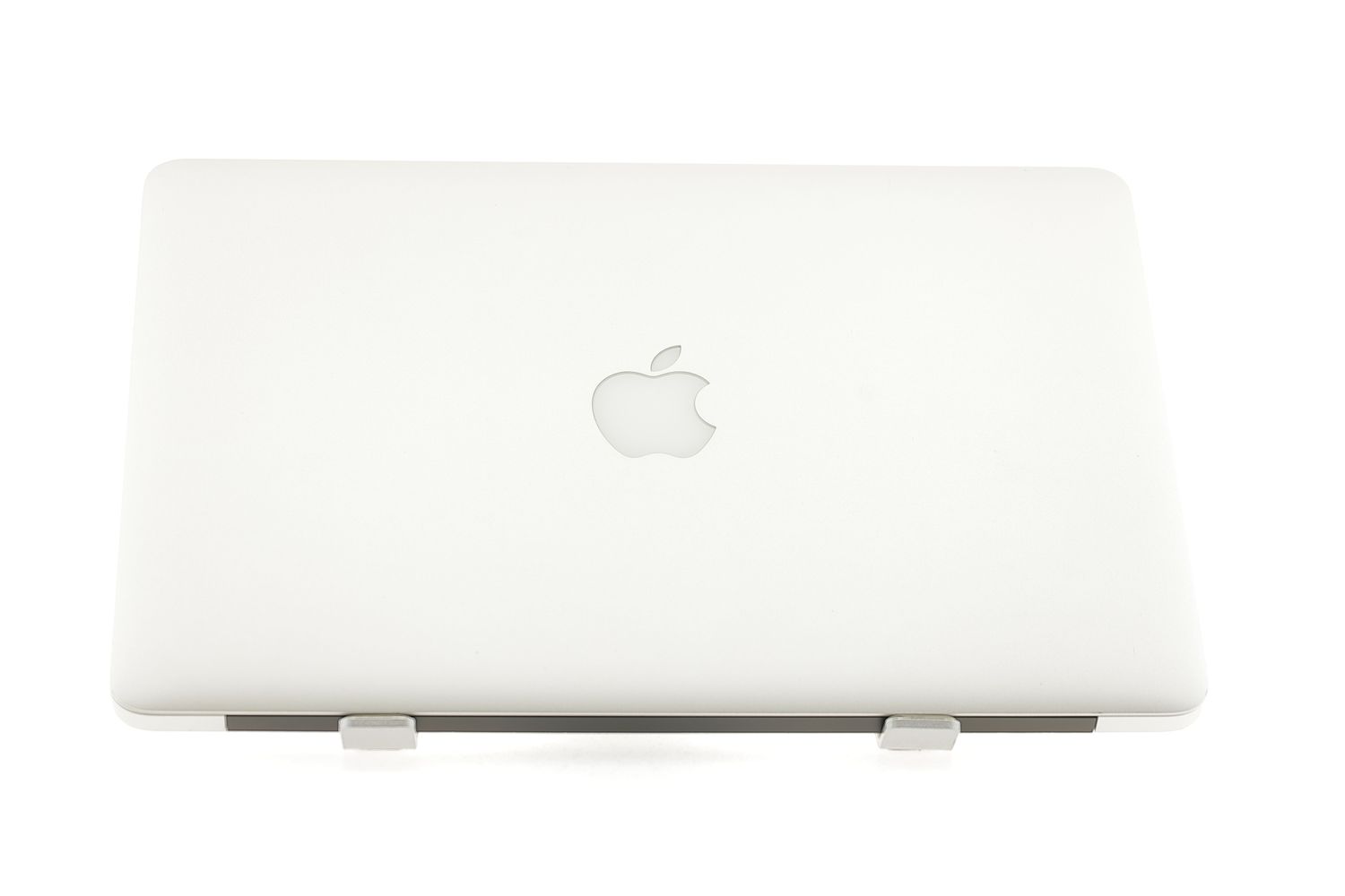 Apple MacBook Air 13″ 2017, i5 1.8 GHz, 8 GB, HD Graphics 6000 128 GB Silver - Отлично