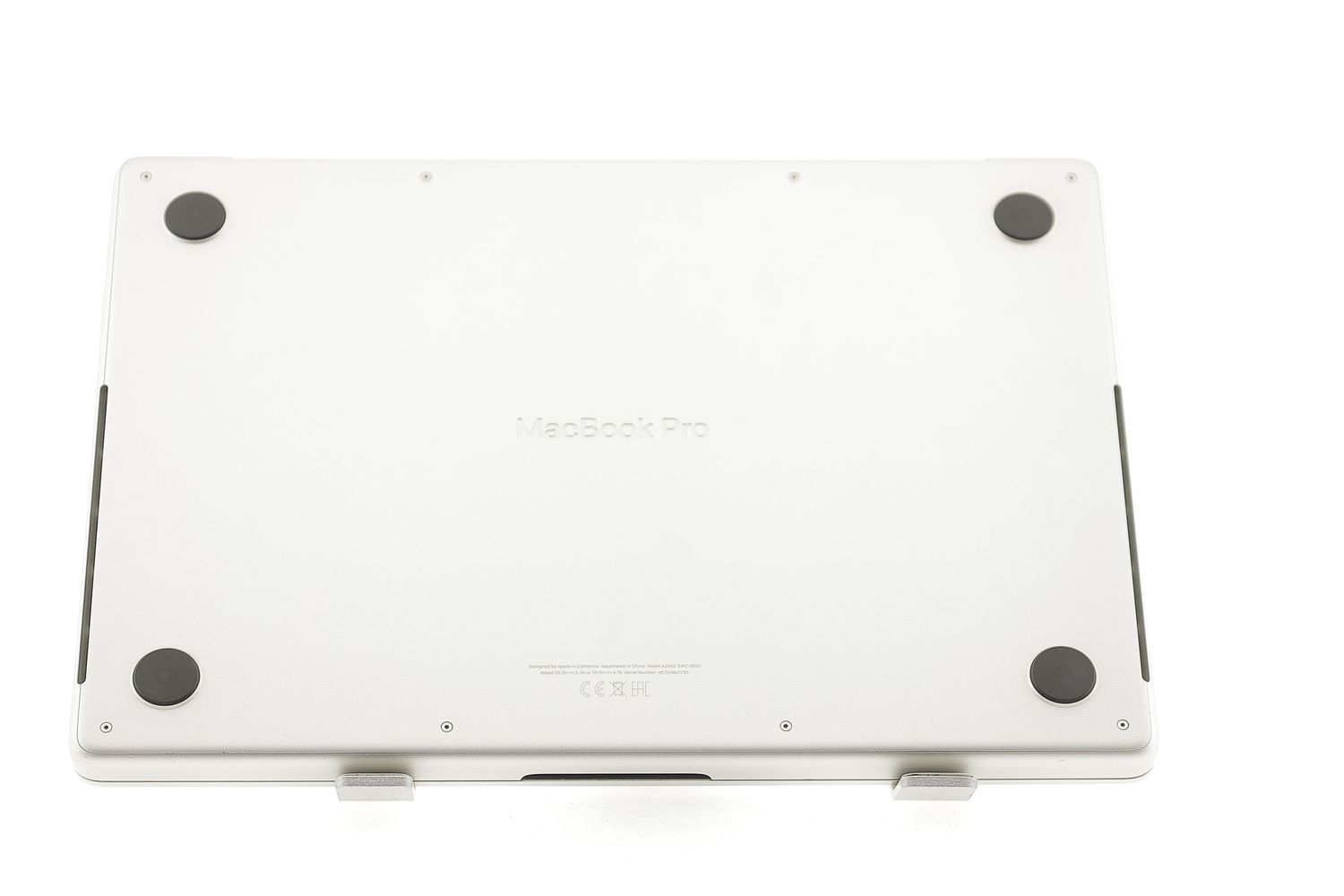 Apple MacBook Pro 14″ 2021, M1 Pro 8 Cores, 16 GB, 14 core GPU 512 GB Silver - Отлично