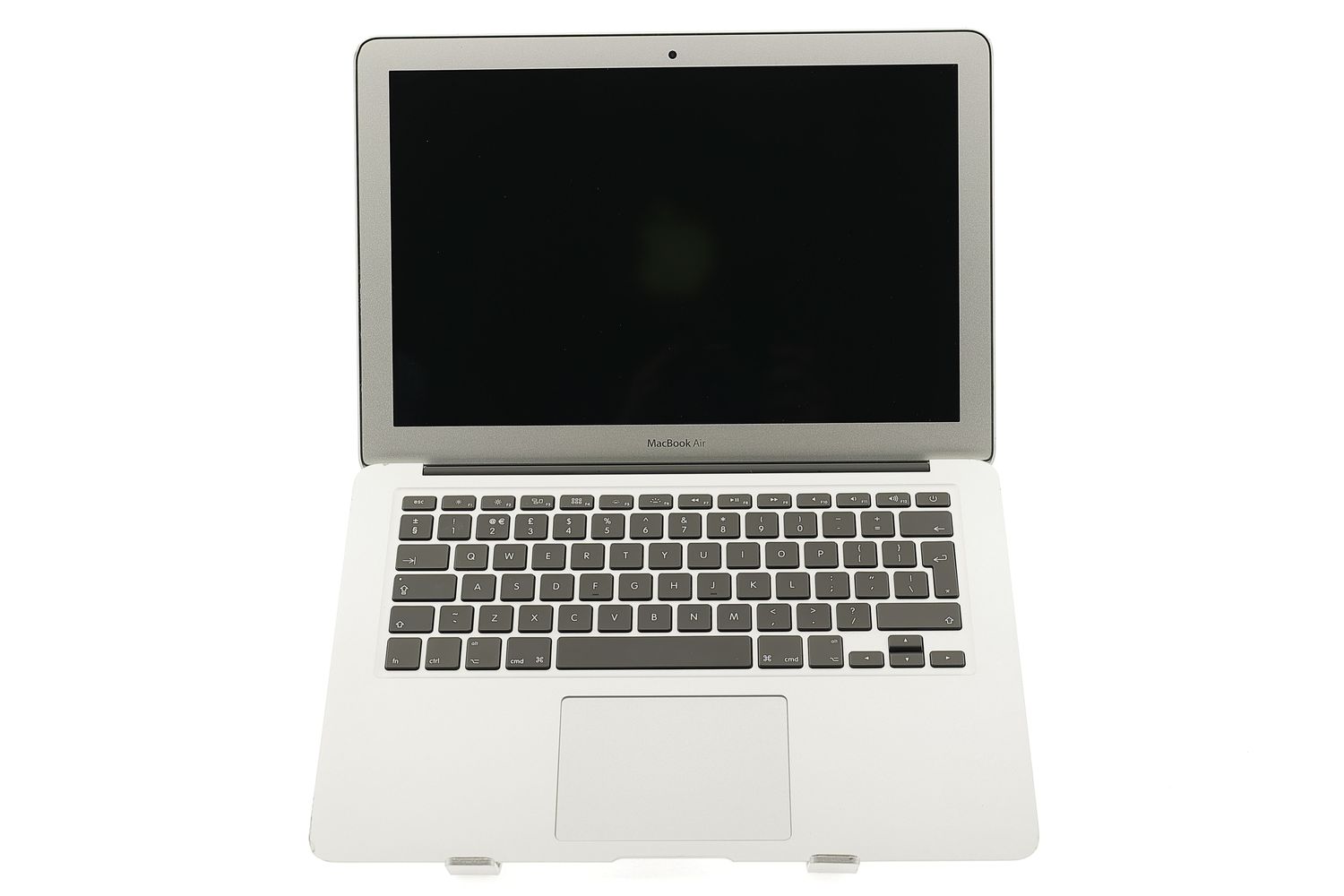 Apple MacBook Air 13″ 2017, i5 1.8 GHz, 8 GB, HD Graphics 6000 128 GB Silver - Bun