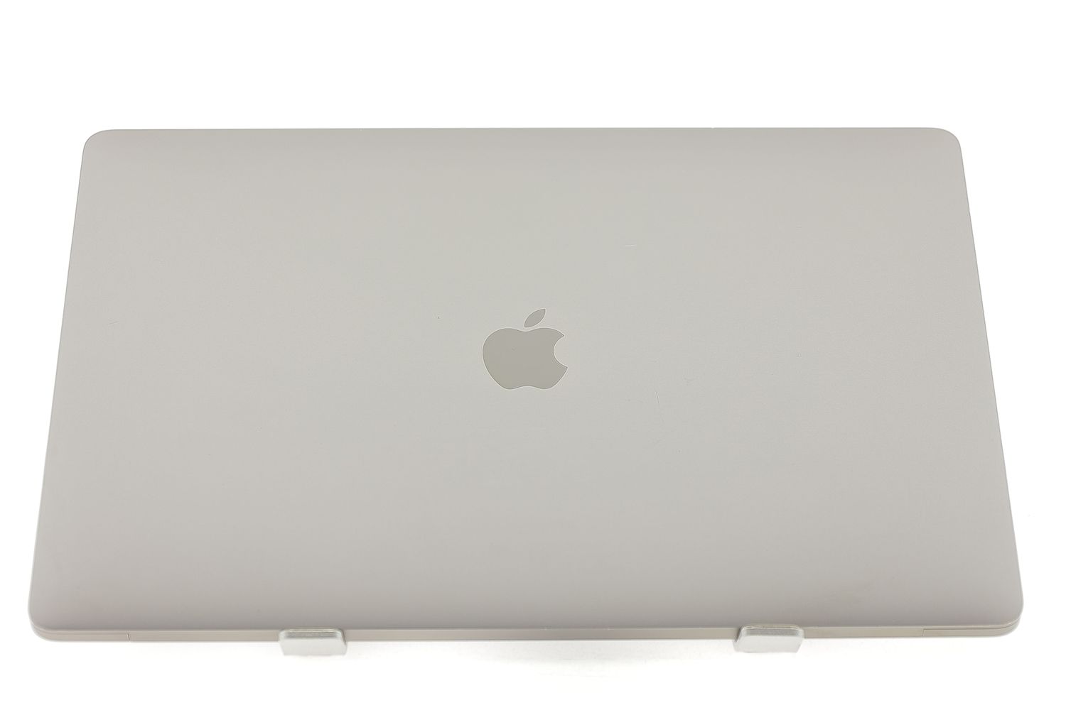 Apple MacBook Pro 15″ Touch Bar 2019, i9 2.4 GHz, 32 GB, AMD Radeon Pro 560x 512 GB Space Gray - Foarte bun