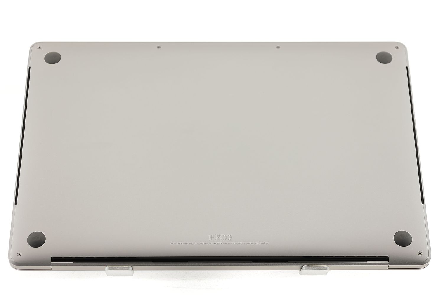 Apple MacBook Pro 15″ Touch Bar 2018, i7 2.6 GHz, 32 GB, AMD Radeon Pro 560X 1 TB Space Gray - Excelent