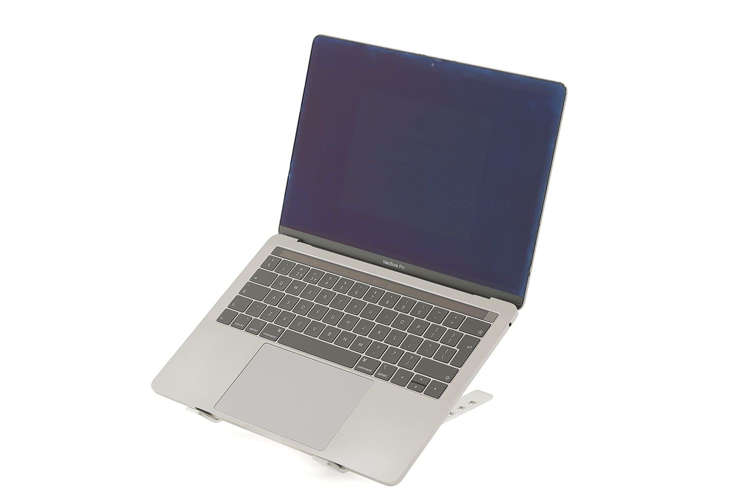 Apple MacBook Pro 13″ Touch Bar 2019, i5 1.4 GHz, 8 GB, Iris Plus Graphics 645 256 GB Space Gray - Excelent