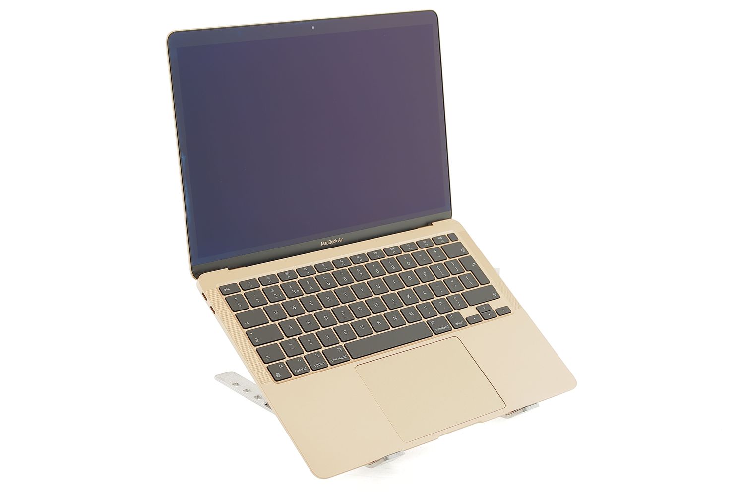 Apple MacBook Air 13″ 2020, M1 8 Cores, 8 GB, 7 core GPU 256 GB Gold - Újszerű