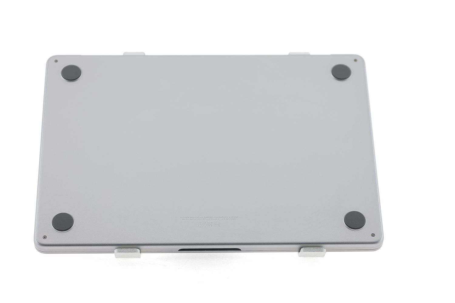 Apple MacBook Air 13″ 2022, M2 8 Cores, 16 GB, 8 core GPU 256 GB Space Gray