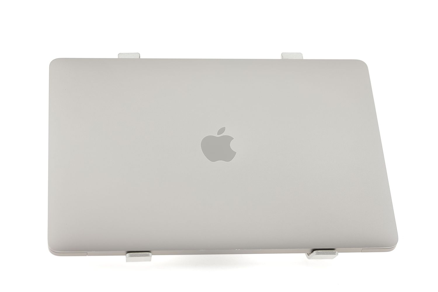 Apple MacBook Pro 13″ Touch Bar 2020, i5 1.4 GHz, 8 GB, Intel Iris Plus Graphics 645 256 GB Space Gray - Kiváló