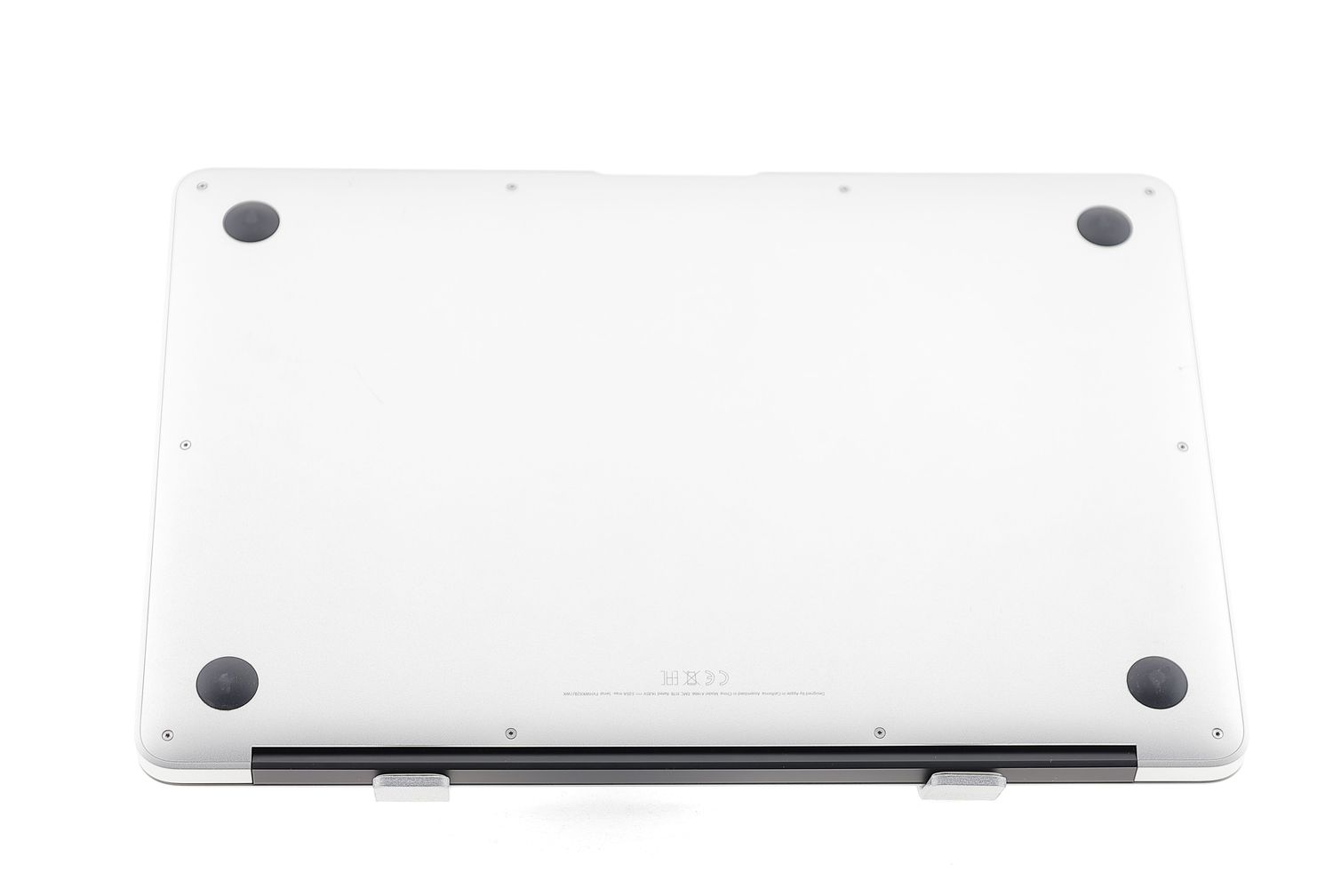 Apple MacBook Air 13″ 2017, i5 1.8 GHz, 8 GB, HD Graphics 6000 128 GB Silver