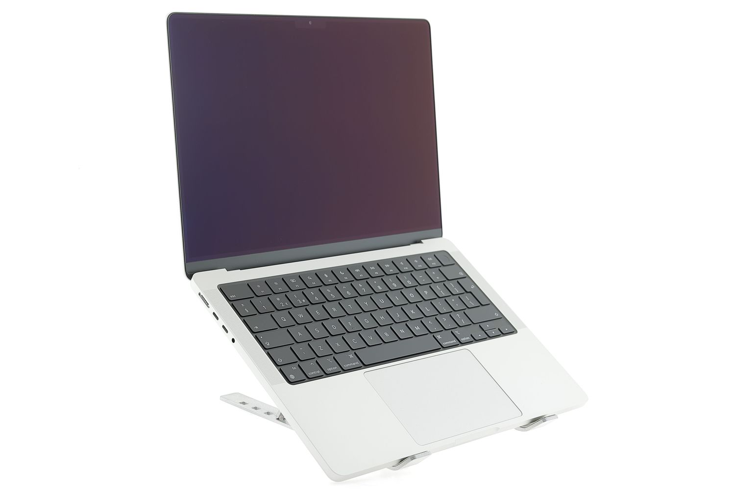 Apple MacBook Pro 14″ 2023, M3 8 Cores, 8 GB, 10 core GPU 512 GB Silver - Újszerű