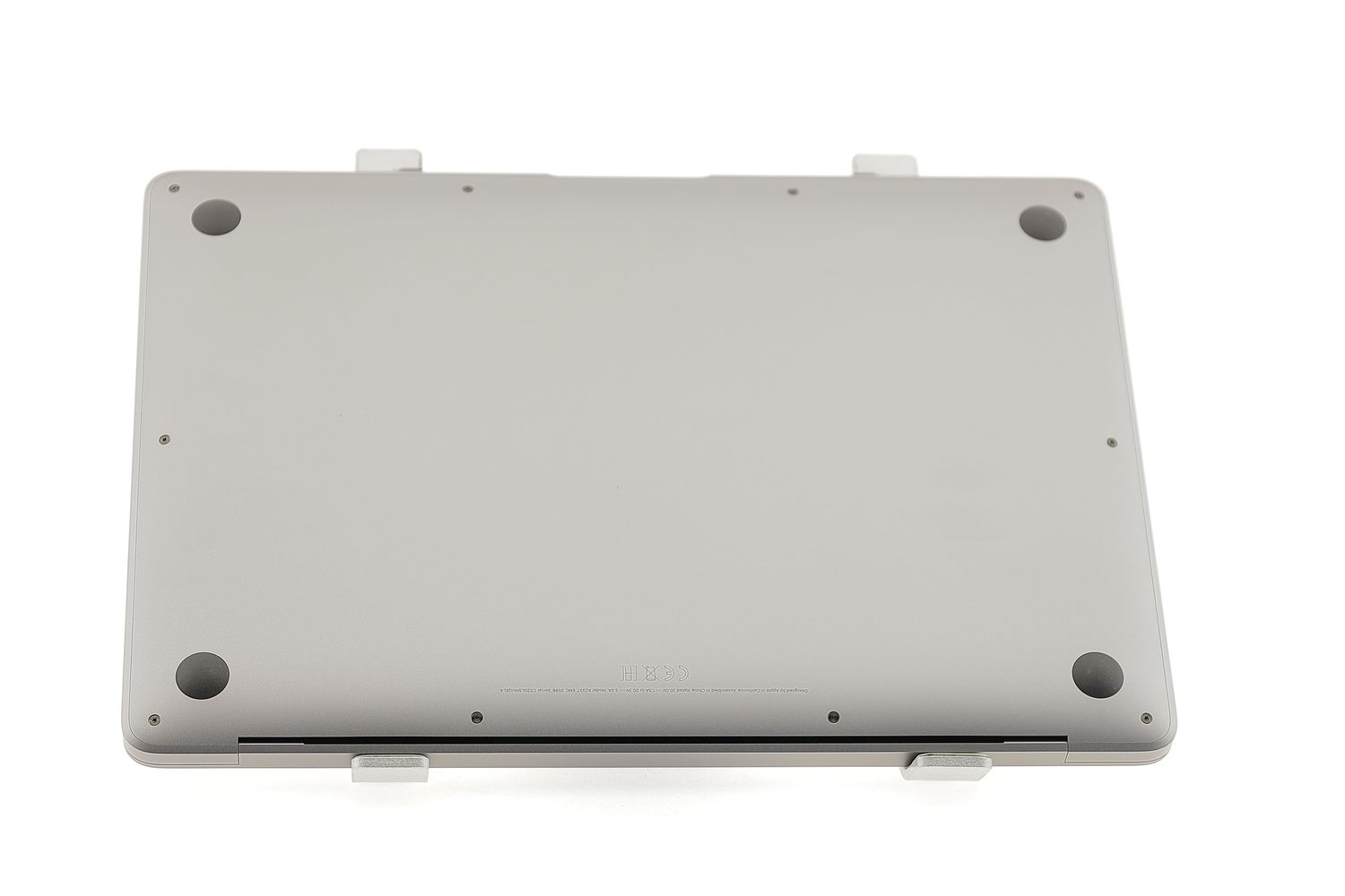 Apple MacBook Air 13″ 2020, M1 8 Cores, 8 GB, 7 core GPU 256 GB Space Gray - Ca nou
