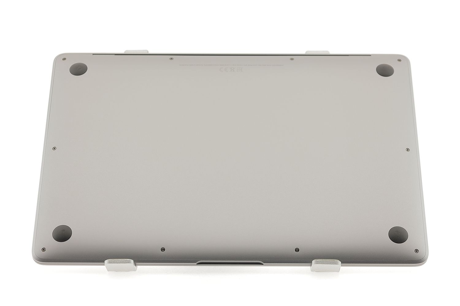 Apple MacBook Air 13″ 2020, M1 8 Cores, 8 GB, 8 core GPU 512 GB Space Gray - Ca nou