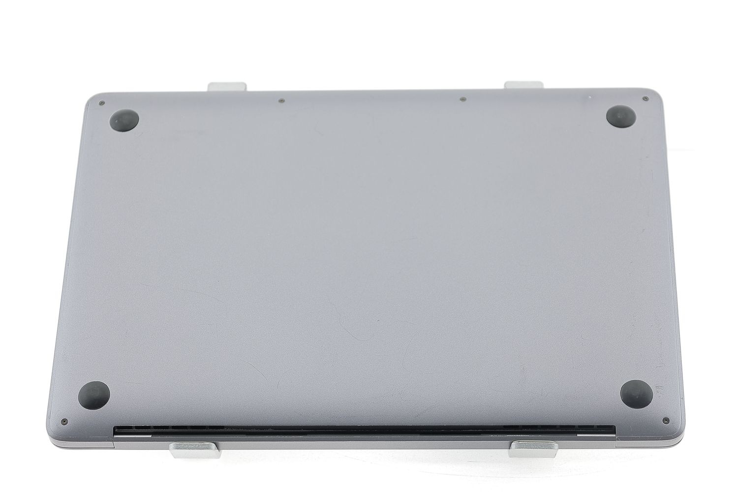 Apple MacBook Pro 13″ 2020, M1 8 Cores, 8 GB, 8 core GPU 512 GB Space Gray - Много добро