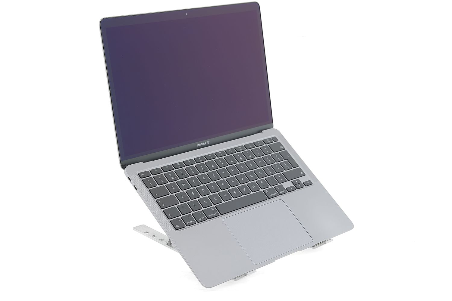 Apple MacBook Air 13″ 2020, M1 8 Cores, 8 GB, 7 core GPU 256 GB Space Gray - Kiváló