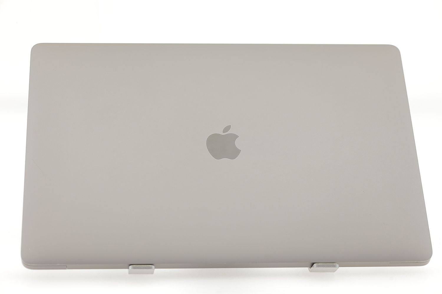 Apple MacBook Pro 16″ Touch Bar 2019, i7 2.6 GHz, 16 GB, AMD