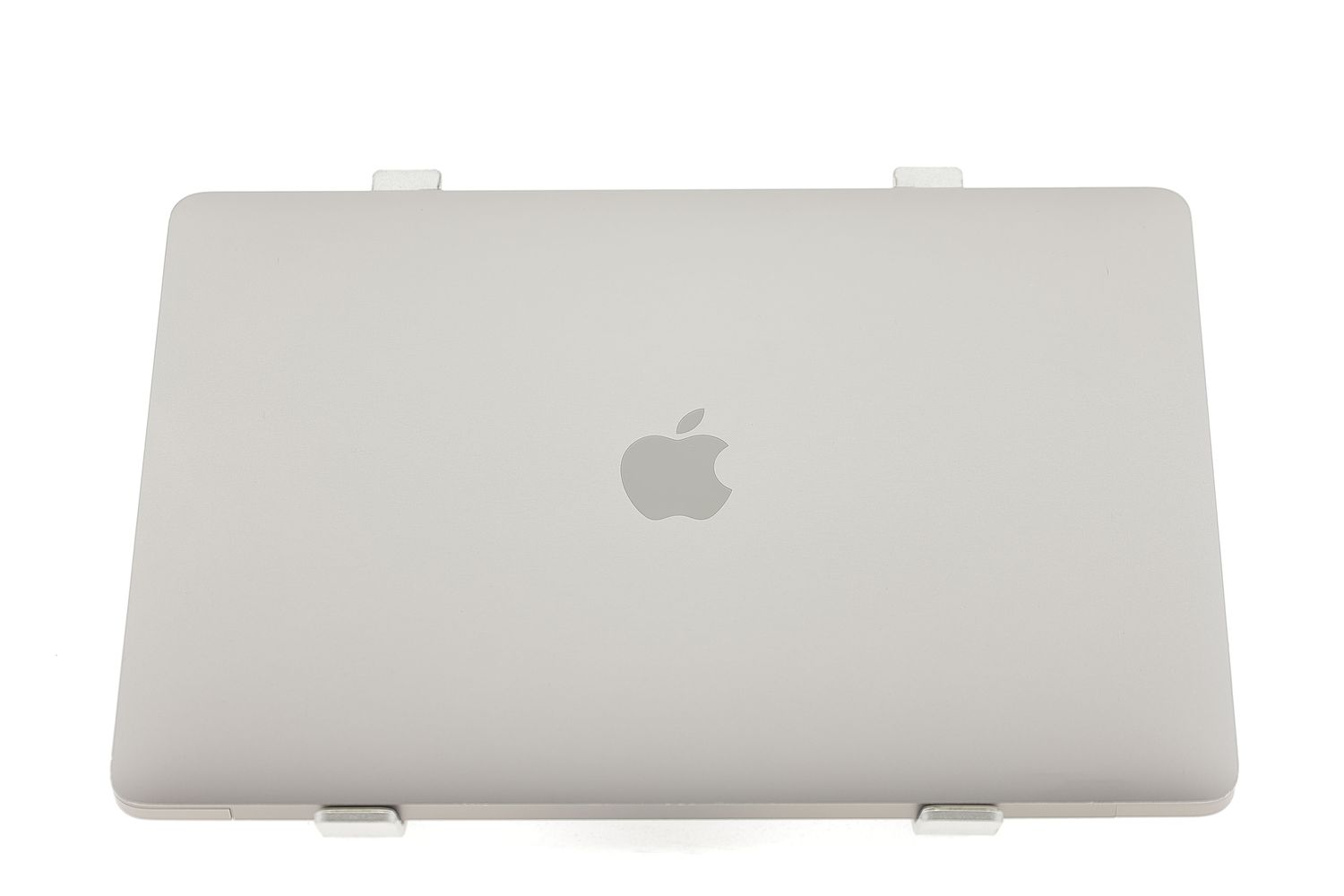 Apple MacBook Air 13″ 2020, i5 1.1 GHz, 8 GB, Intel Iris Plus 256 GB Space Gray - Foarte bun