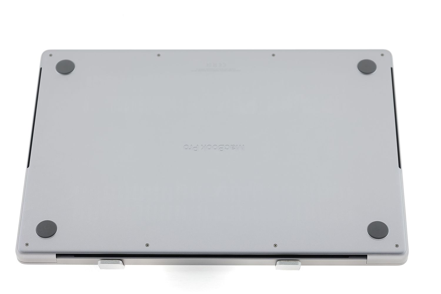 Apple MacBook Pro 16″ 2021, M1 Pro 10 Cores, 16 GB, 16 core GPU 1 TB Space Gray - Foarte bun