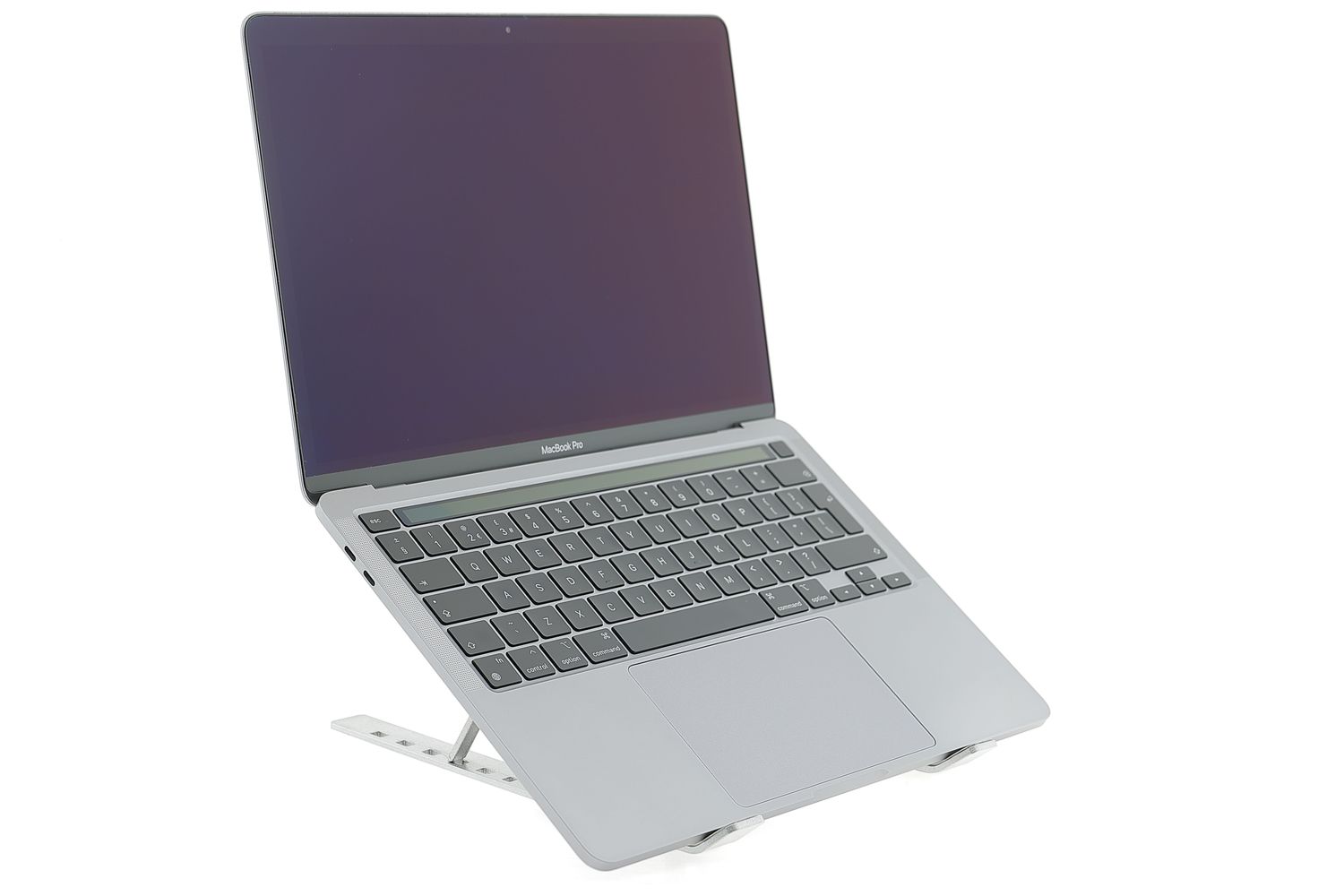 Apple MacBook Pro 13″ 2020, M1 8 Cores, 8 GB, 8 core GPU 512 GB Space Gray - Много добро