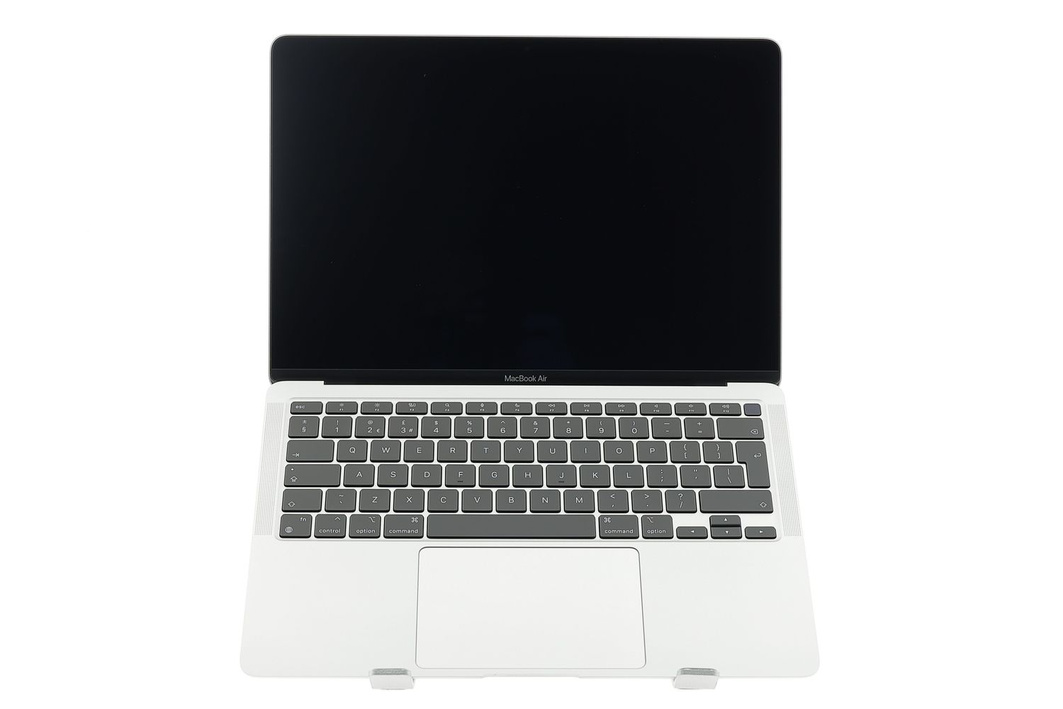 Apple MacBook Air 13″ 2020, M1 8 Cores, 8 GB, 7 core GPU 256 GB Silver - Отлично