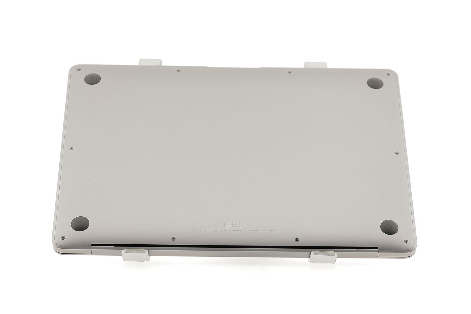 Apple MacBook Air 13″ 2019, i5 1.6 GHz, 8 GB, Intel UHD Graphics 617 128 GB Space Gray - Отлично