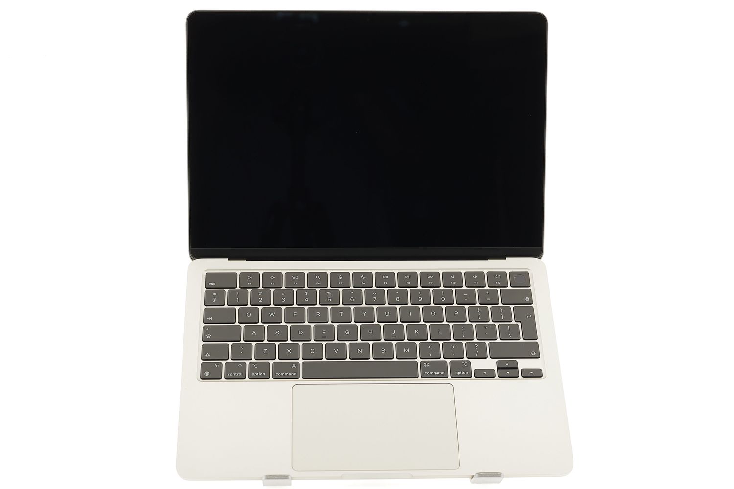 Apple MacBook Air 13″ 2022, M2 8 Cores, 8 GB, 8 core GPU 256 GB Starlight - Като нов