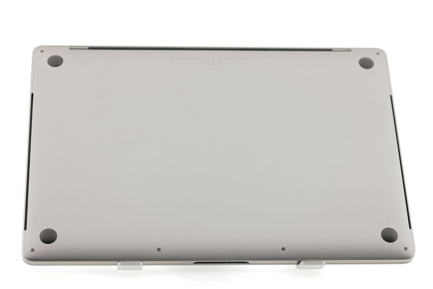 Apple MacBook Pro 15″ Touch Bar 2019, i9 2.3 GHz, 16 GB, AMD Radeon Pro 560X 512 GB Space Gray - Excelent